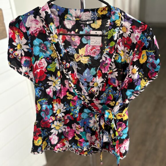 Nanette Lepore Black Multicolor Floral Boquet Wrap Top 6 - Picture 5 of 6
